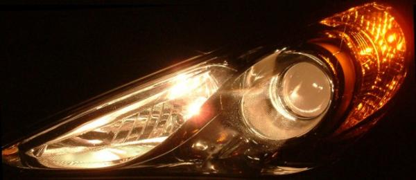 YF-Headlight.jpg