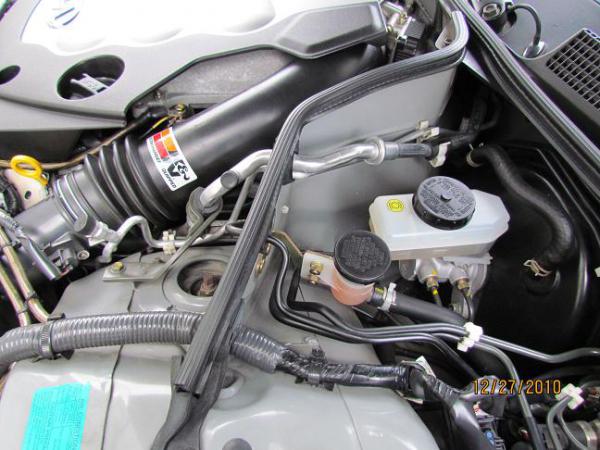 engine bay 3.JPG