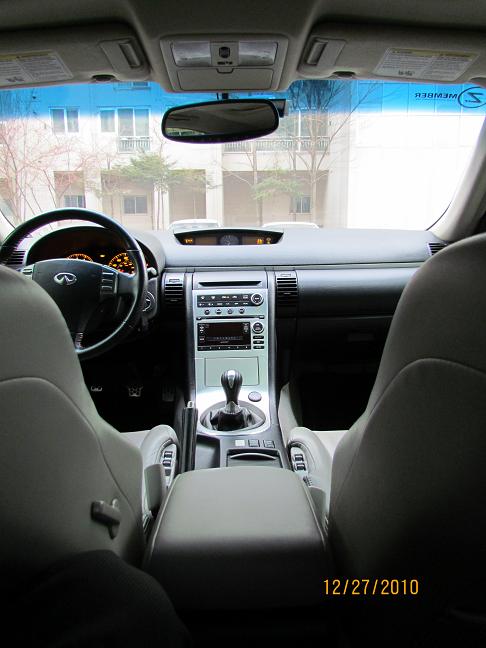 interior 4.JPG