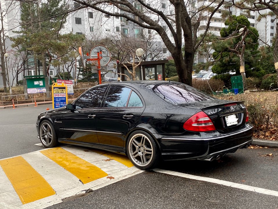 C0A5B73F-FB45-4EB5-A908-2444A8C55EBD.jpeg : 19” amg style4 2피쓰 휠 판매 합니다