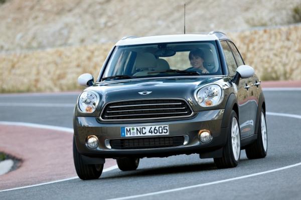 2011_mini_countryman_actf34_fe_3_717.jpg