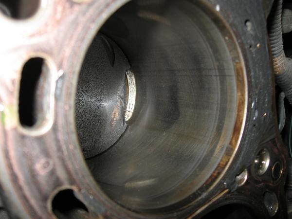 piston2 006.jpg