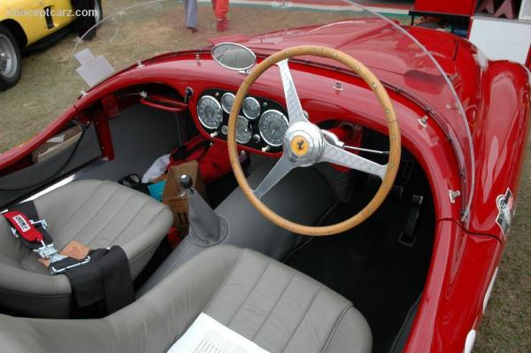 53Ferrari_166MM_Vignale인테리어.jpg